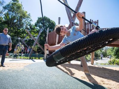 Nest Swing