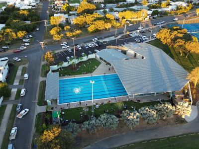 A photo showing the new aquatic centre. 